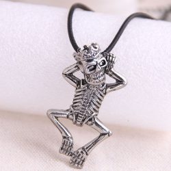 Halsband silver skelettet i rockabillystil