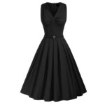 Elegant svart klänning i retro 50 tal stil