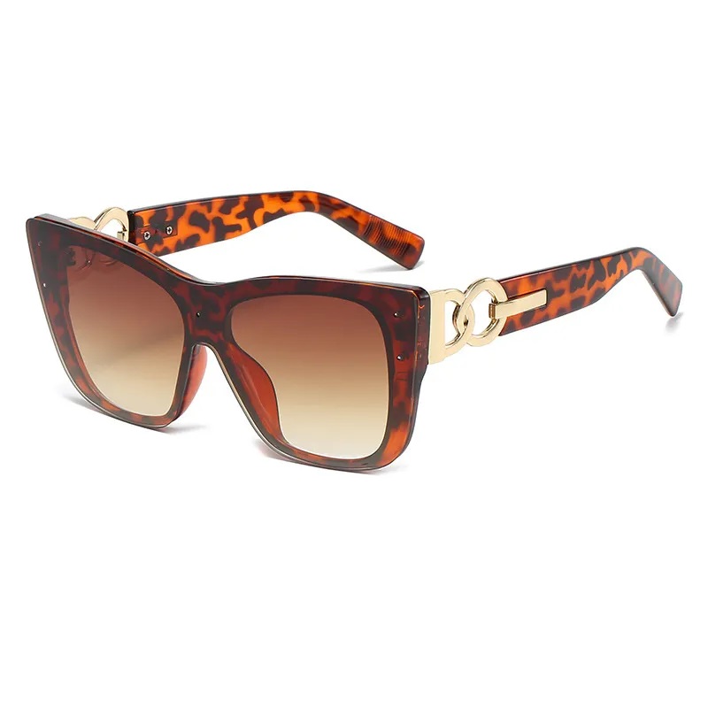 Eleganta solglasögon leopardmönster med guld detaljer
